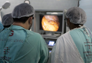 Hospital Edson Ramalho realiza cirurgia oncológica inédita por videolaparoscopia pelo “Paraíba contra o Câncer”