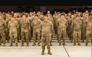 EUA dizem que nenhum navio passou pelo bloqueio ao Estreito de Ormuz; navios chineses fazem retorno