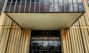Pedido de vista adia votação de autonomia financeira do Banco Central