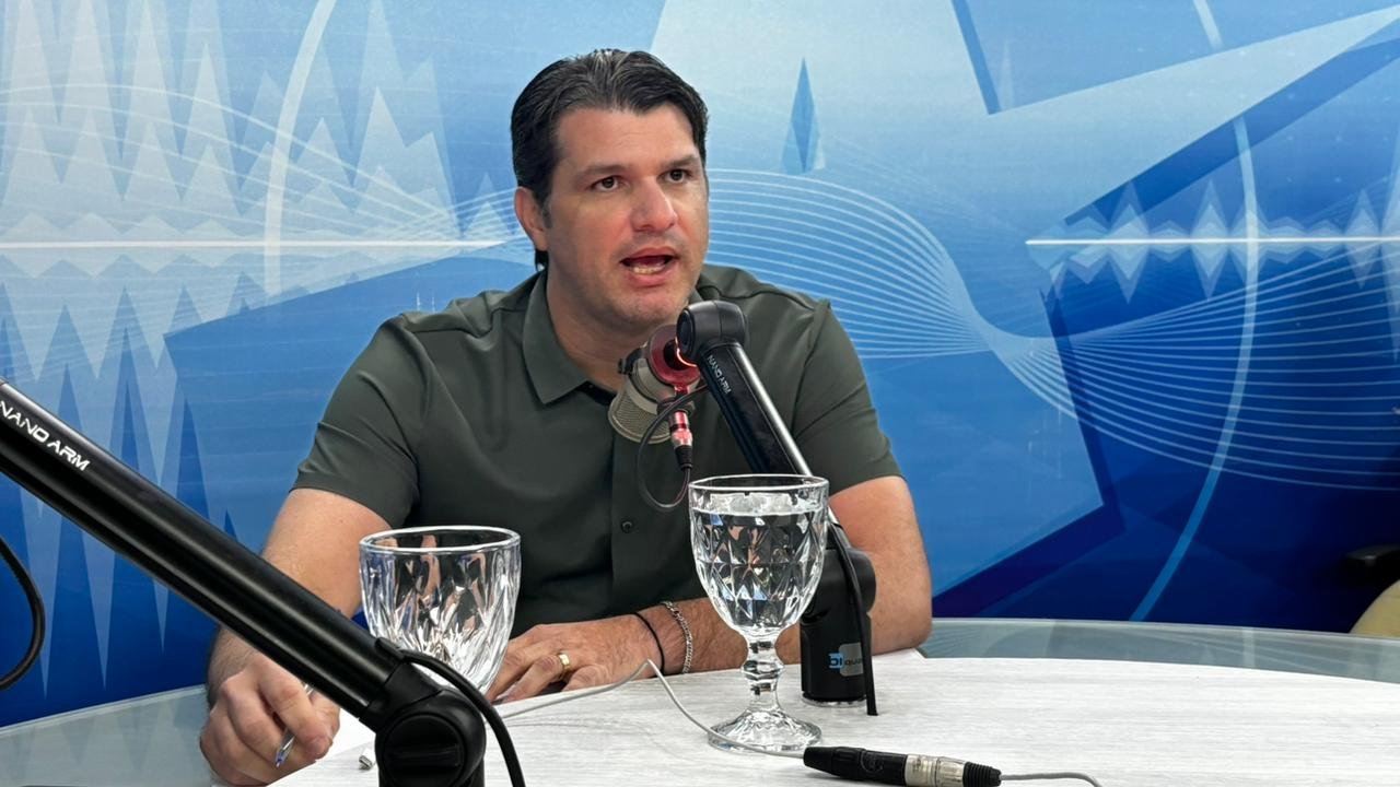 Léo Bezerra diz que coleta de lixo segue normal em João Pessoa e reforça fiscalização nas ruas
