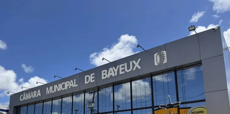 TCE dá 20 dias para presidente da Câmara de Bayeux explicar irregularidades e aumento de gastos com combustível