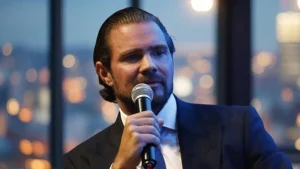 Vorcaro diz em depoimento que gostaria de delatar pessoas do governo Lula