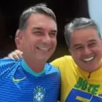 Flávio Bolsonaro confirma presença no São João de Campina Grande em julho, diz Efraim Filho