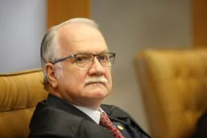 Fachin diz que espera regras do STF para supersalários ainda em junho